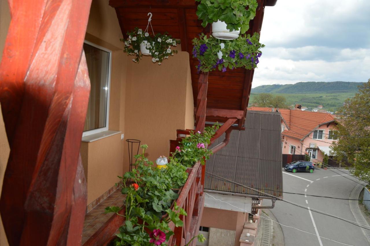 Pensiunea Fábián Vendégház Corund  Exterior foto