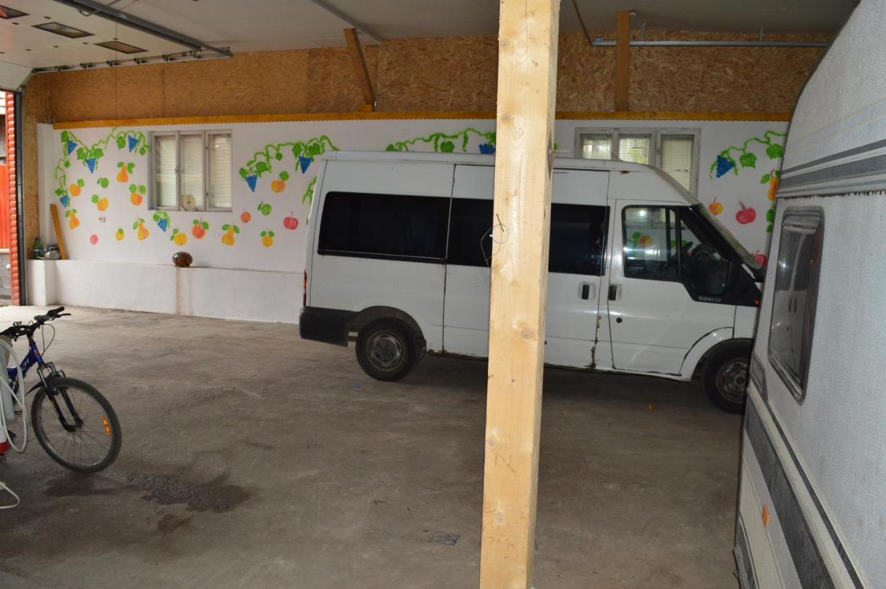 Pensiunea Fábián Vendégház Corund  Exterior foto